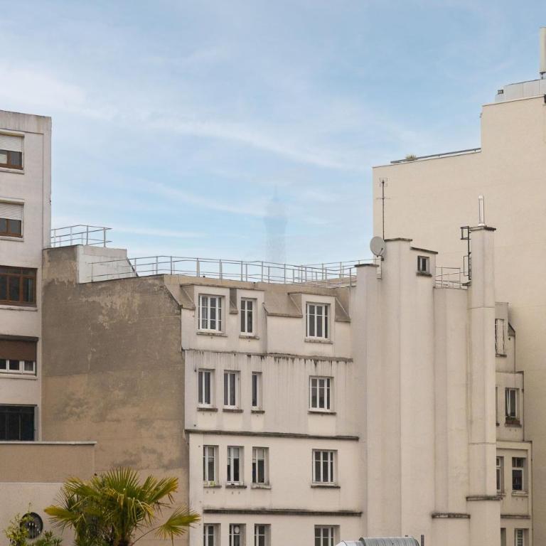 Appartement avec terrasse vue Tour Eiffel - Appartement - 10