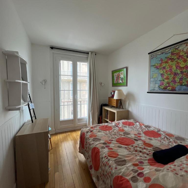 Appartement Perret, rues piétonnes - Apartment with City View - 2