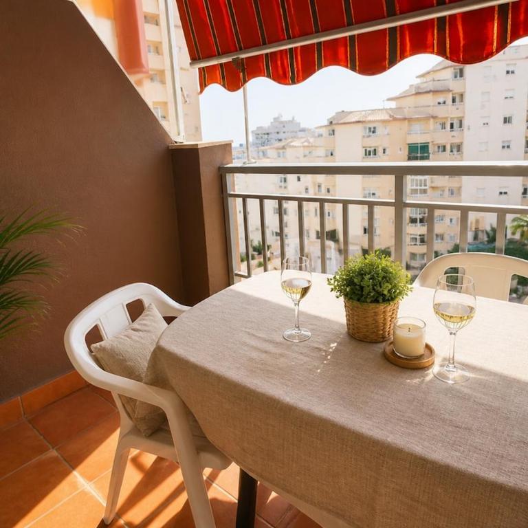 Air-conditioned 2-bedroom apartment with pool and beach access - Apartamento de 2 dormitorios - 2