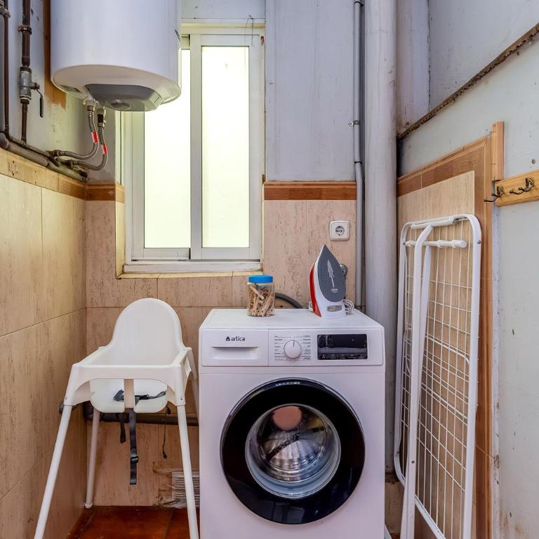 AB Nou de la Rambla - Apartment with Balcony - 17