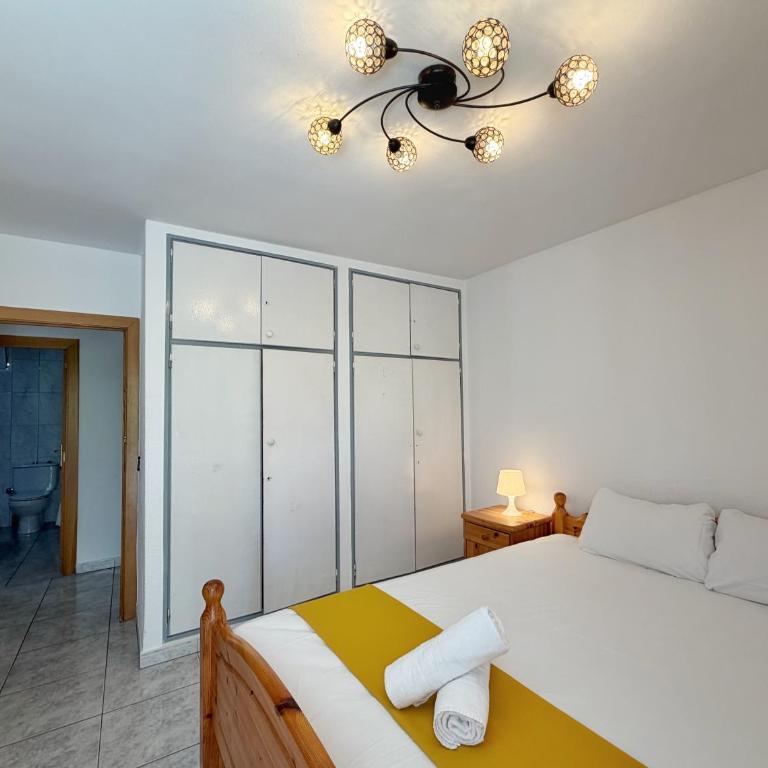 DOMuum Holidays - CHIPRE - Three-Bedroom Apartment - 15