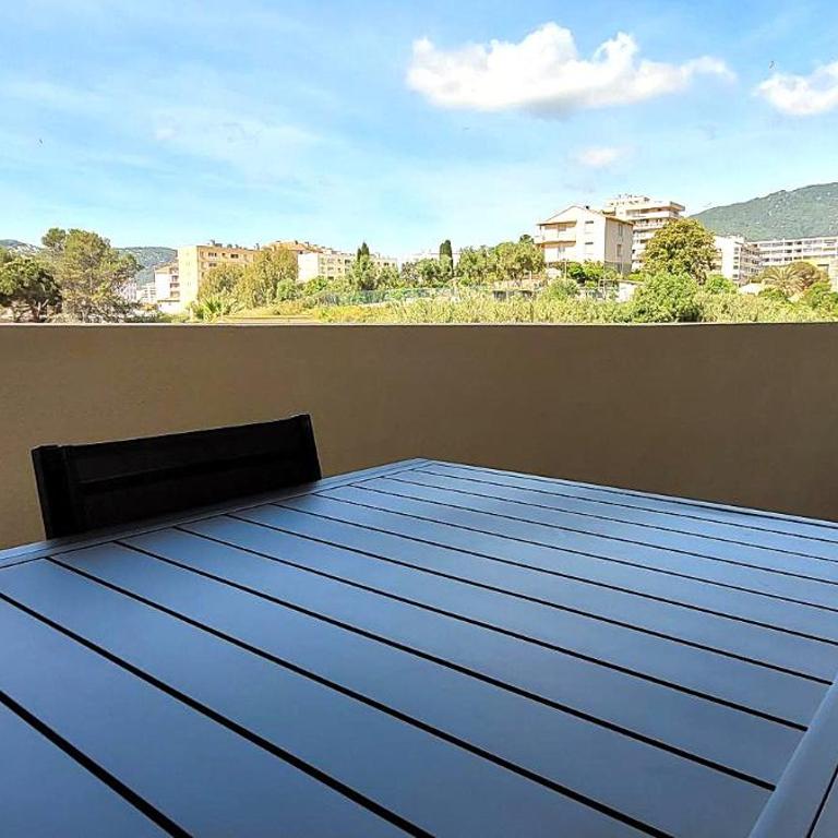 Appartement neuf T3 avec terrasse, parking et climatisation à Ajaccio - Appartamento con 2 Camere da Letto - 2