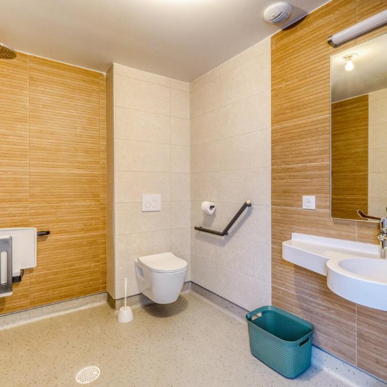 Appartement Climatisé Hémérac -Arcachon Centre - Apartment with Shower - 11