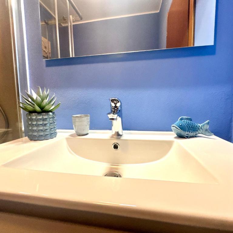 Azzurra Charming Apartment • Walk to Lake - Appartamento - 20