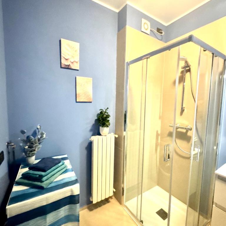 Azzurra Charming Apartment • Walk to Lake - Appartamento - 6