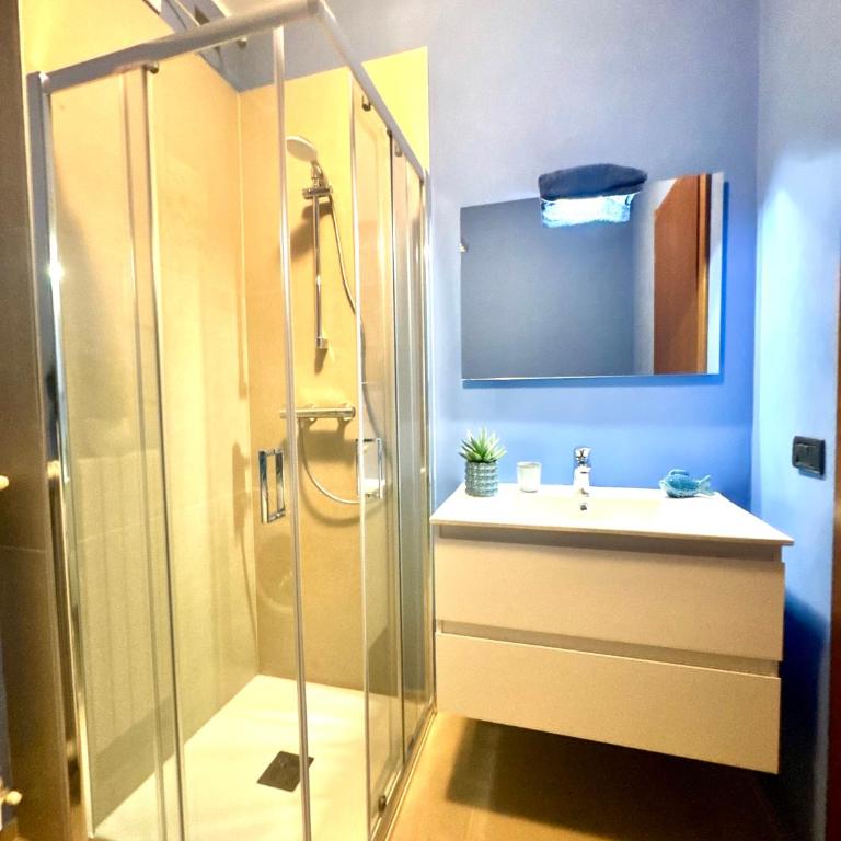 Azzurra Charming Apartment • Walk to Lake - Appartamento - 22