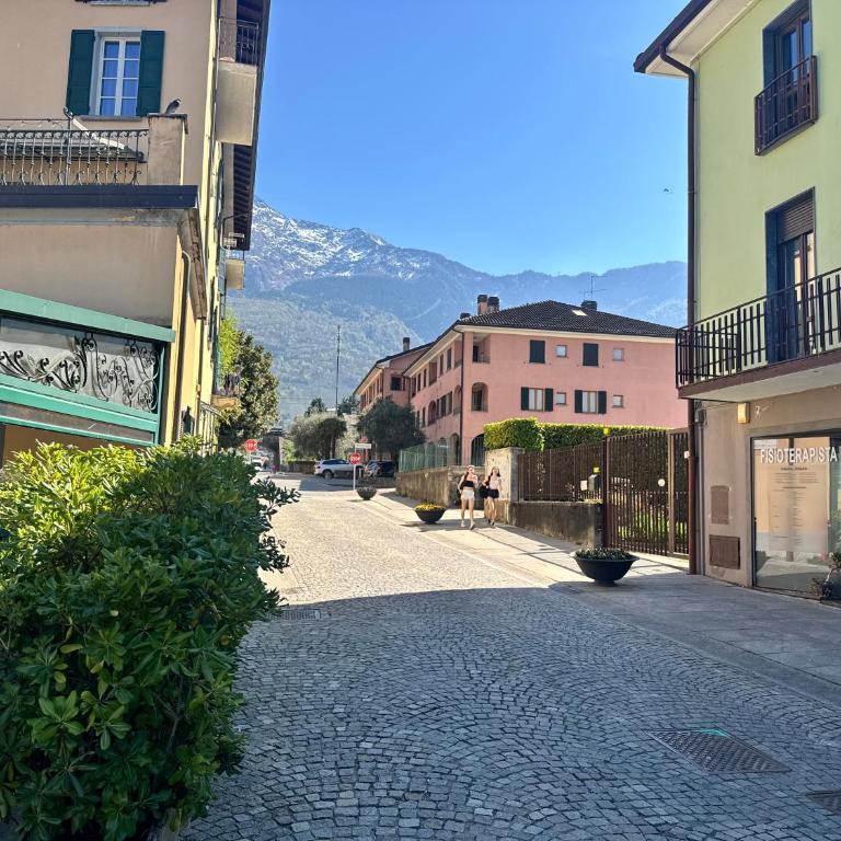 Azzurra Charming Apartment • Walk to Lake - Appartamento - 32