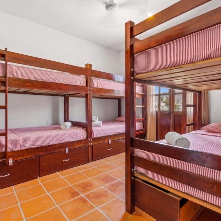 Los Gonzalez Hotel by Monyxbnb - Habitación Triple con balcón - 5