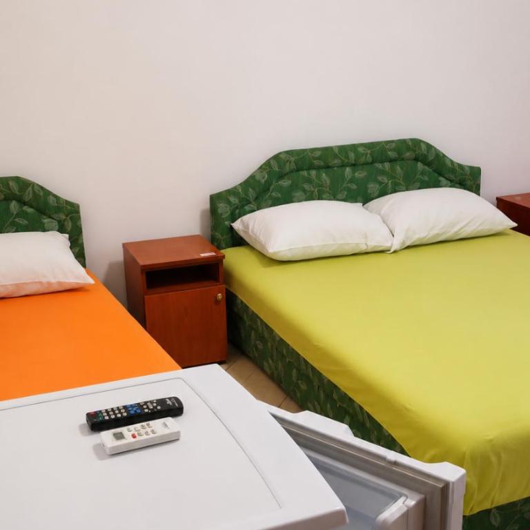 Guest House Mitrovic - Triple Room with Sea View - 2