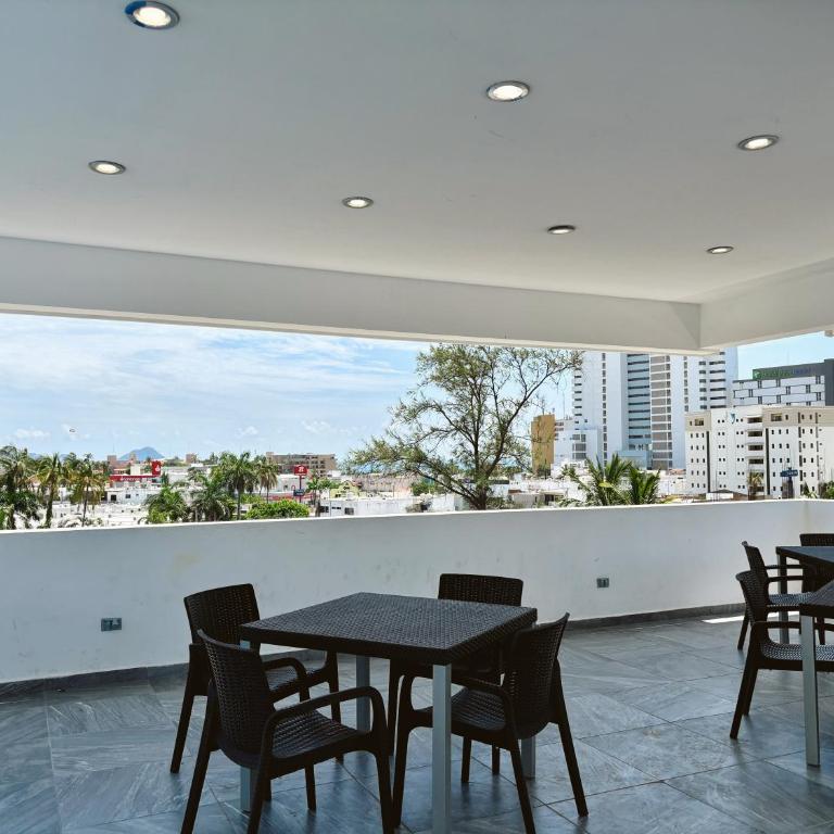 Depto con Alberca en Zona Dorada Mazatlan - Two-Bedroom Apartment - 18