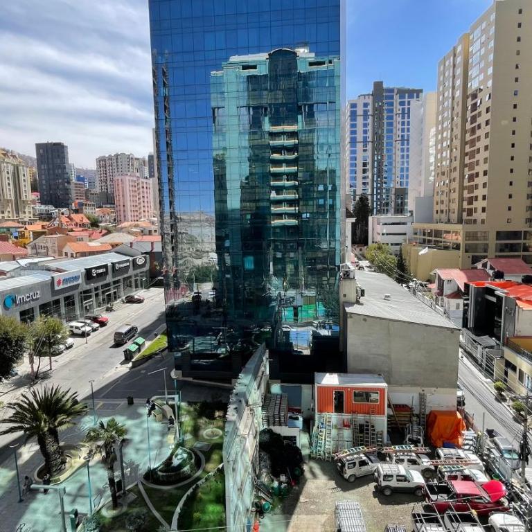 Muy cerca, a pasos de la Embajada de EEUU - One-Bedroom Apartment - 12