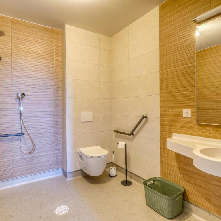 Appartement Climatisé Hémérac -Arcachon Centre - Apartment with Shower - 12