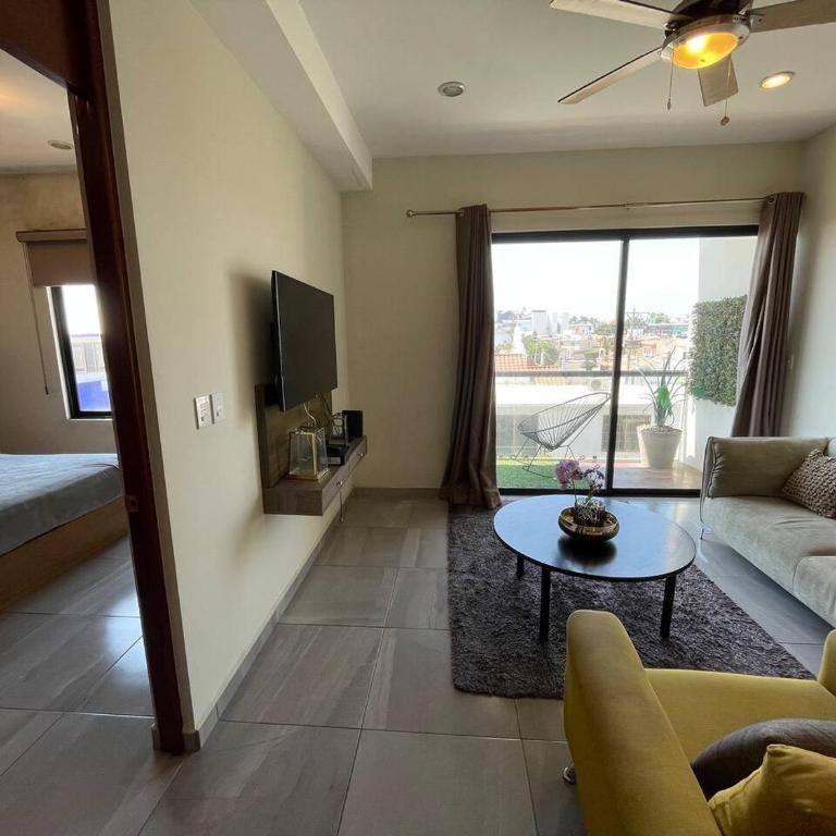 Cerca de la Playa, en el corazon de la Zona Dorada - Apartamento - 1