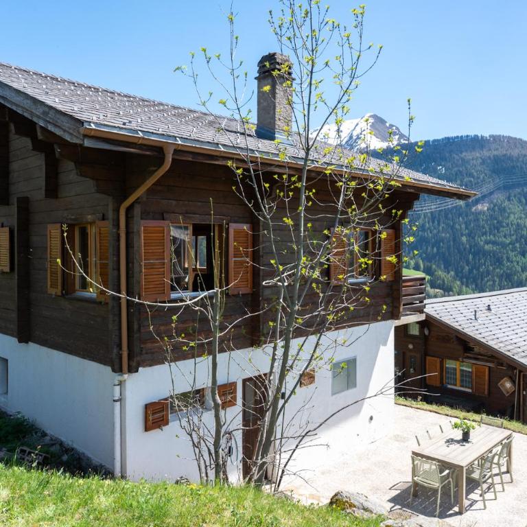 Chalet Montis - Ferienhaus mit 3 Schlafzimmern - 6