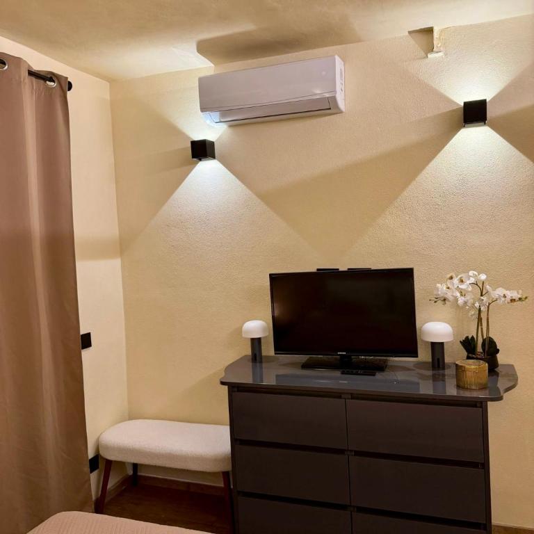 La Rocca Loft - Appartamento con 1 Camera da Letto - 3