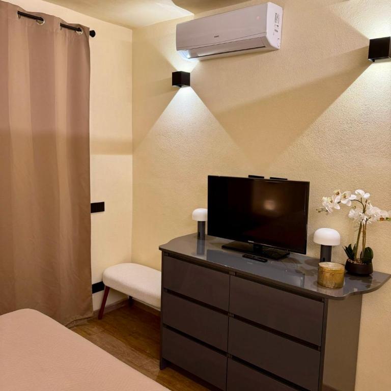 La Rocca Loft - Appartamento con 1 Camera da Letto - 2