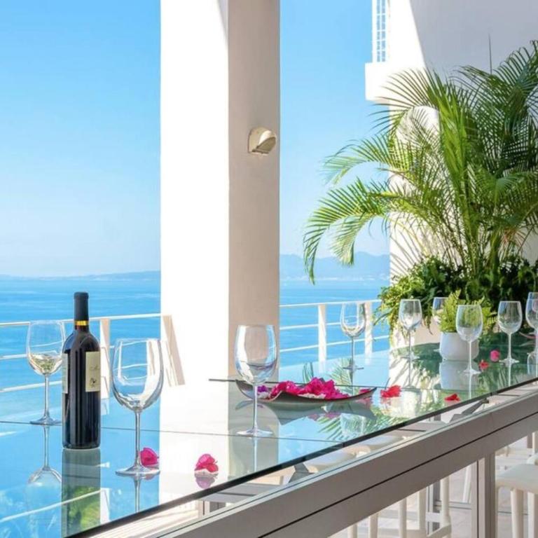Ocean Views, Private Pool, Zona Romantica - Apartment - 28
