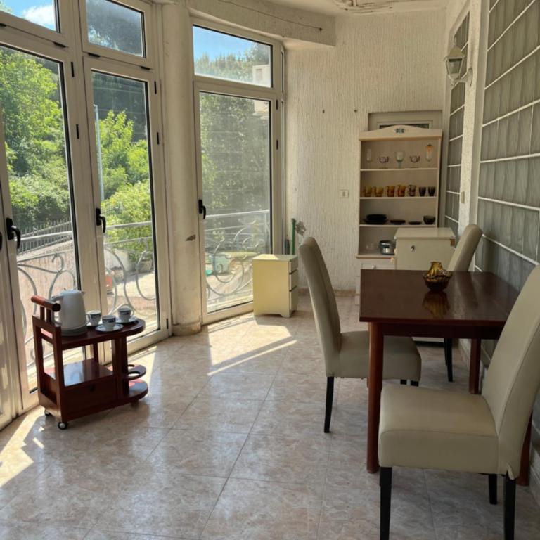 Obala Ineks - One-Bedroom Apartment - 5