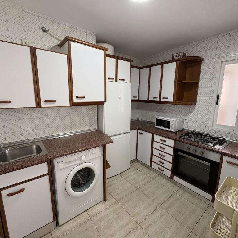 Torre Hirta Playa - Apartamento con 3 dormitorios - Frente al océano - 3
