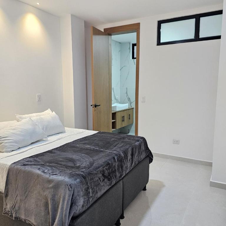 Apartamento nuevo en Zona Centro en Santa Rosa de Cabal - Apartamento de 3 dormitorios - 2