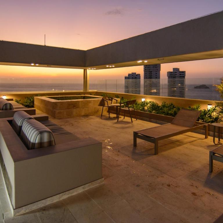Luxury Loft P12 Vistas al Mar y Sierra Nevada Piscina & Jacuzzi - Apartamento de 1 dormitorio con balcón y vistas a la montaña - 52