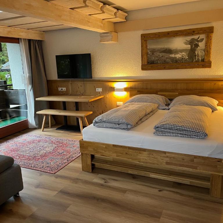 Kronenlodge - Familienzimmer mit Balkon - 5