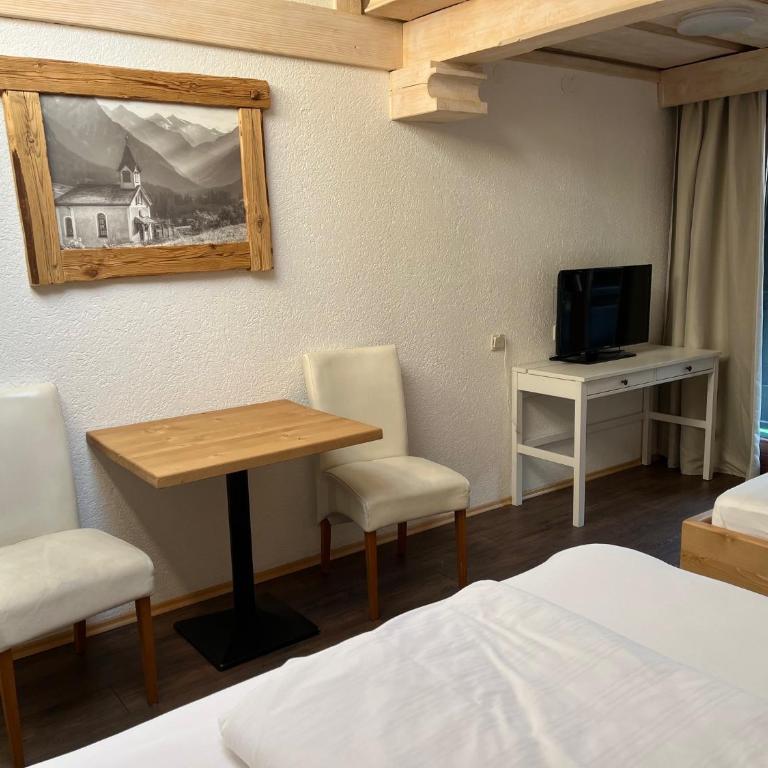 Kronenlodge - Standard Zimmer mit Queensize-Bett - 3