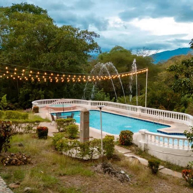 Finca Villa Salma - AC, Piscina, 21 Personas - Villa - 10