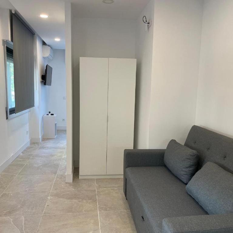 Apartamentos Pío XII, Madrid - Apartment - 2