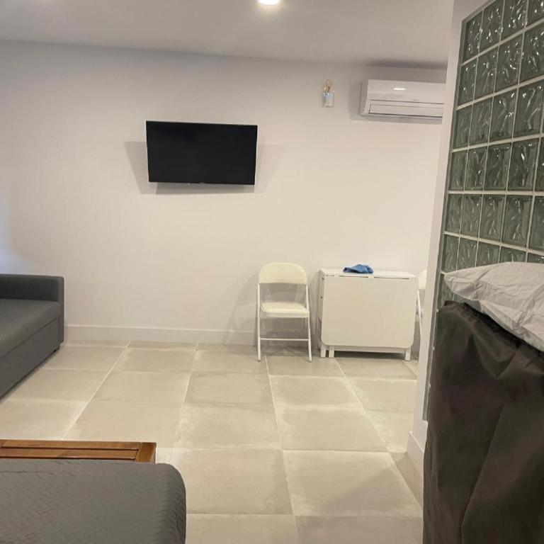 Apartamentos Pío XII, Madrid - Apartment - 1