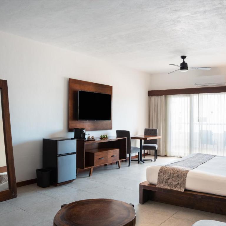 The Mint Resort Isla Mujeres - Superior King Suite - 2