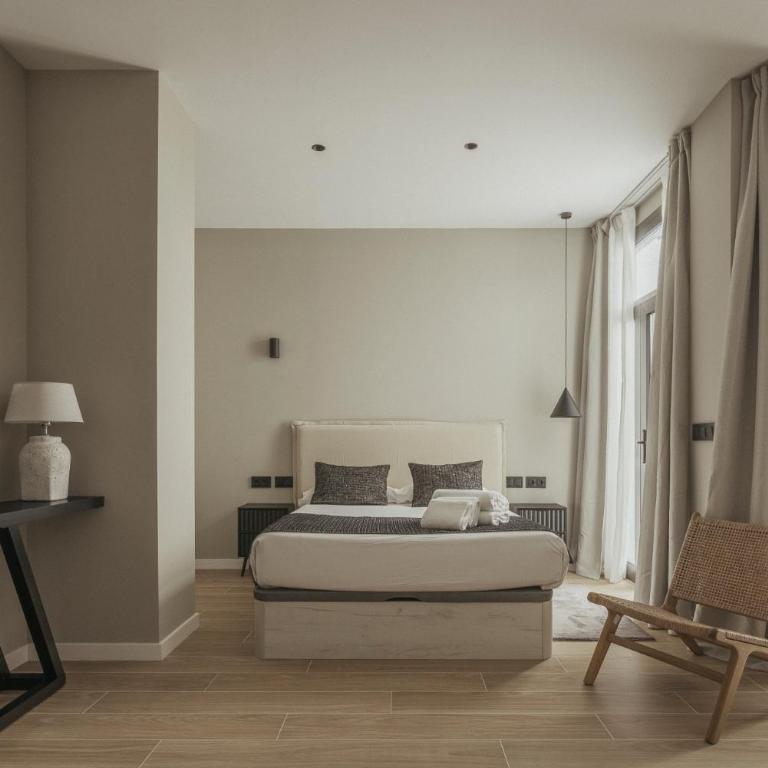 Suites 43 Juan Llorens - Apartment with Terrace - 6