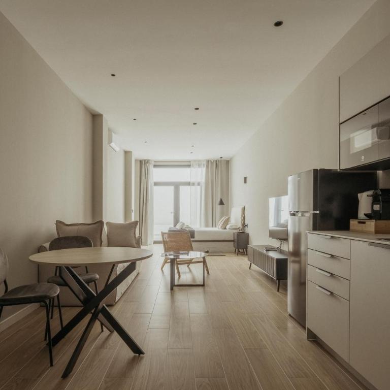 Suites 43 Juan Llorens - Apartment with Terrace - 3