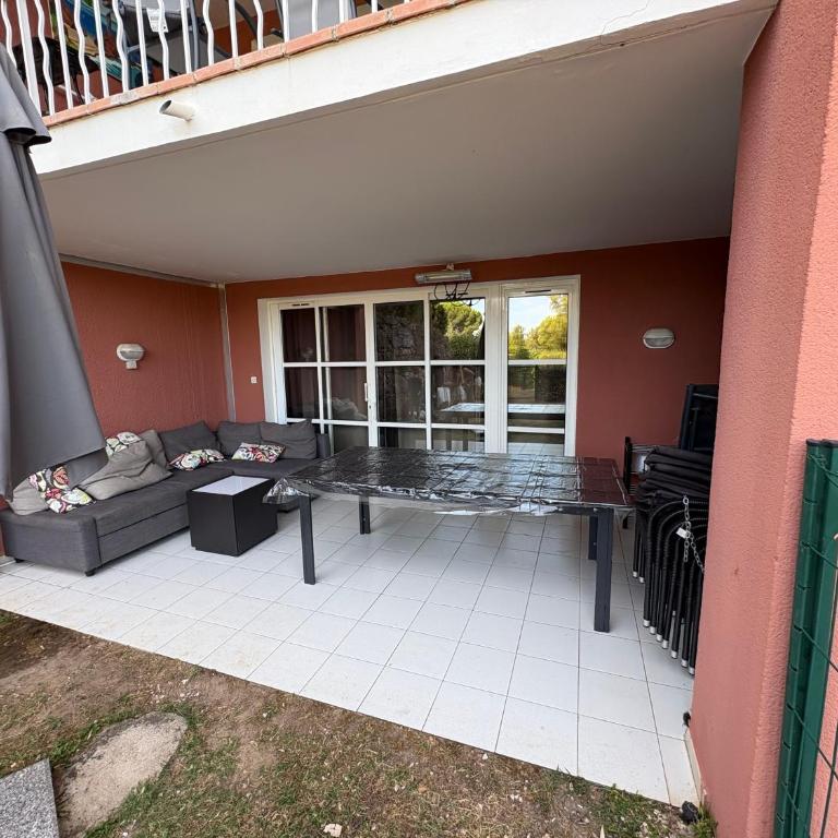 Le Cocon du Hameau rdj cloturé Cap Esterel - Apartamento de 1 dormitorio - 70