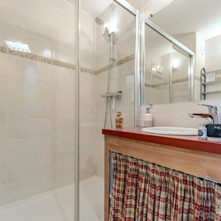 Charming Studio Apt, Ski in-out, Heart Val Thorens - Résidence Roche Blanche - Studio - Vue sur Montagne - 1