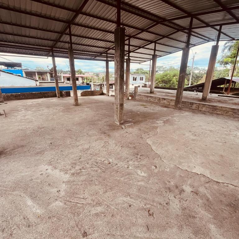 Apt 8 - Four-Bedroom House - 8
