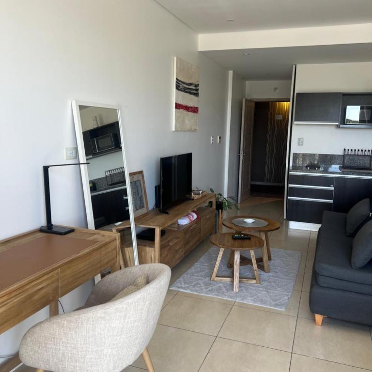 DEPARTAMENTO EN BAHIA GRANDE NORDELTA Tigre - Estudio con vistas al jardín - 3