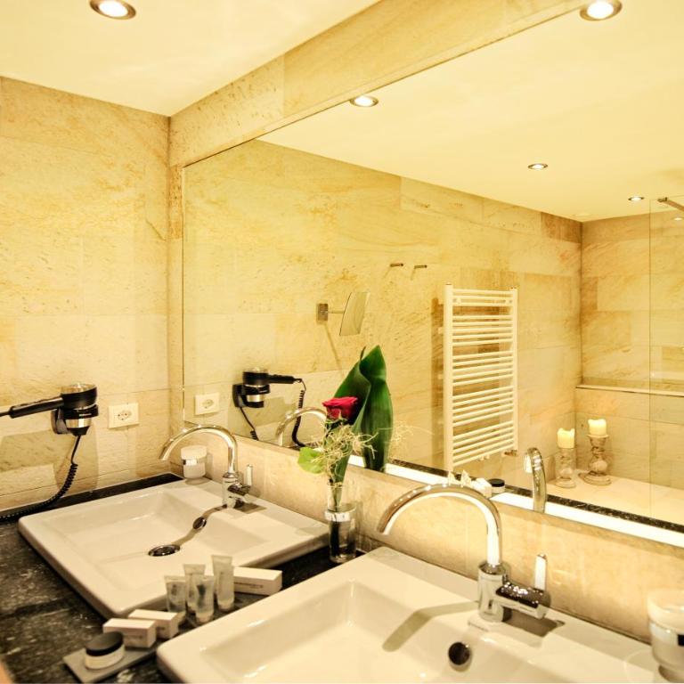 Hotel Salnerhof - Doppelzimmer Apart Alpinstyle - 2