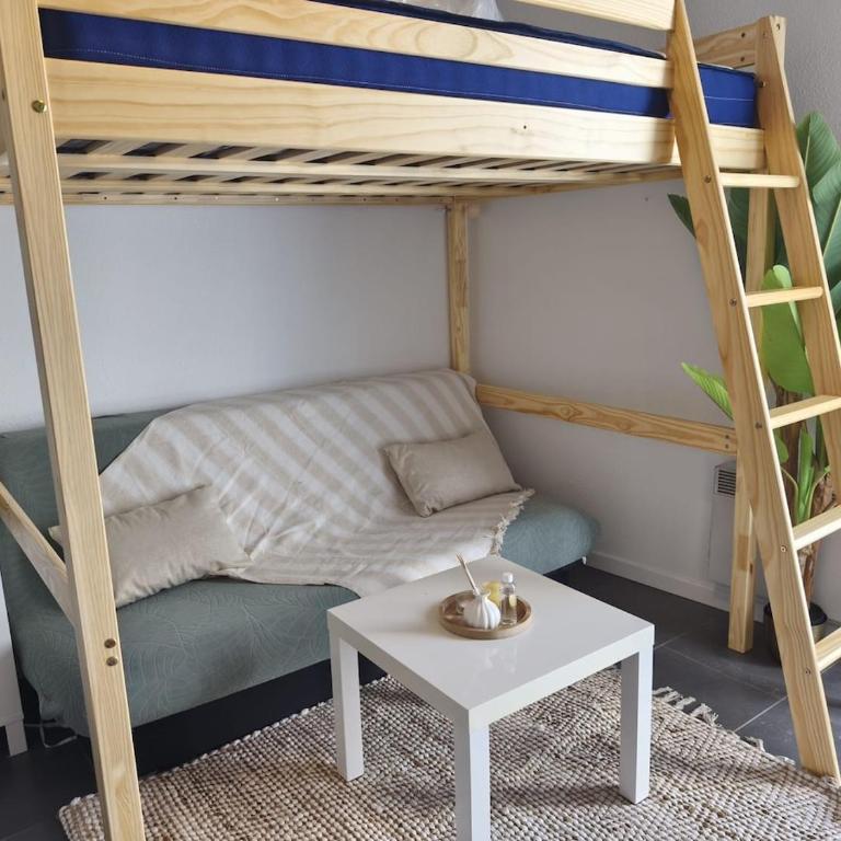 Centre Avignon - studio cosy avec clim - tout à pied - Apartment mit 2 Schlafzimmern - 1