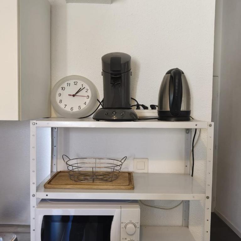 Centre Avignon - studio cosy avec clim - tout à pied - Apartment mit 2 Schlafzimmern - 6