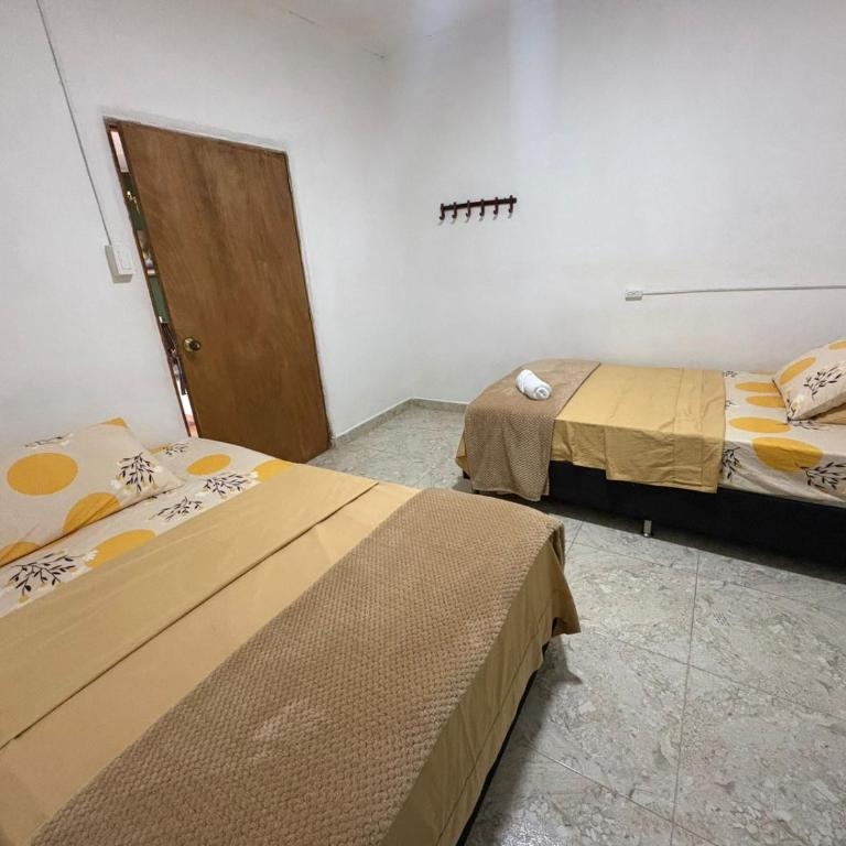 Olivas House Hostal - Twin Room - 5