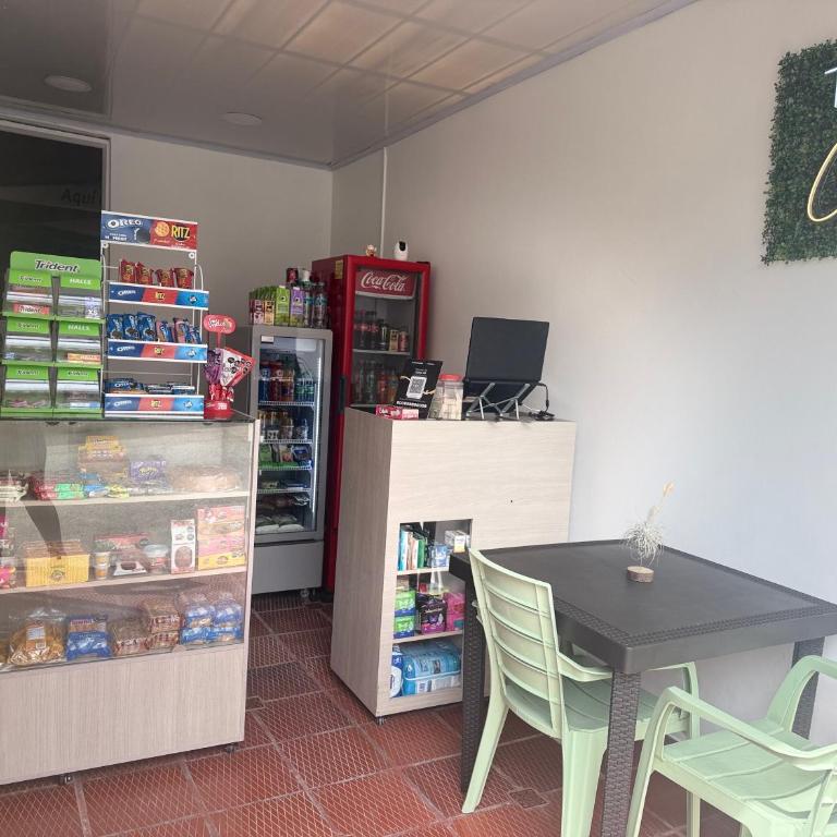 Hostal Castillo - Double or Twin Room - 3