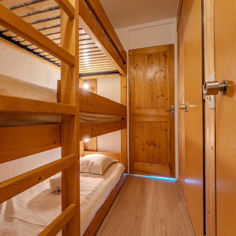Charming 6-Person Flat - Heart of Val Thorens, 3 Vallées Ski Area - Appartement 2 Chambres Deluxe avec Balcon - 1