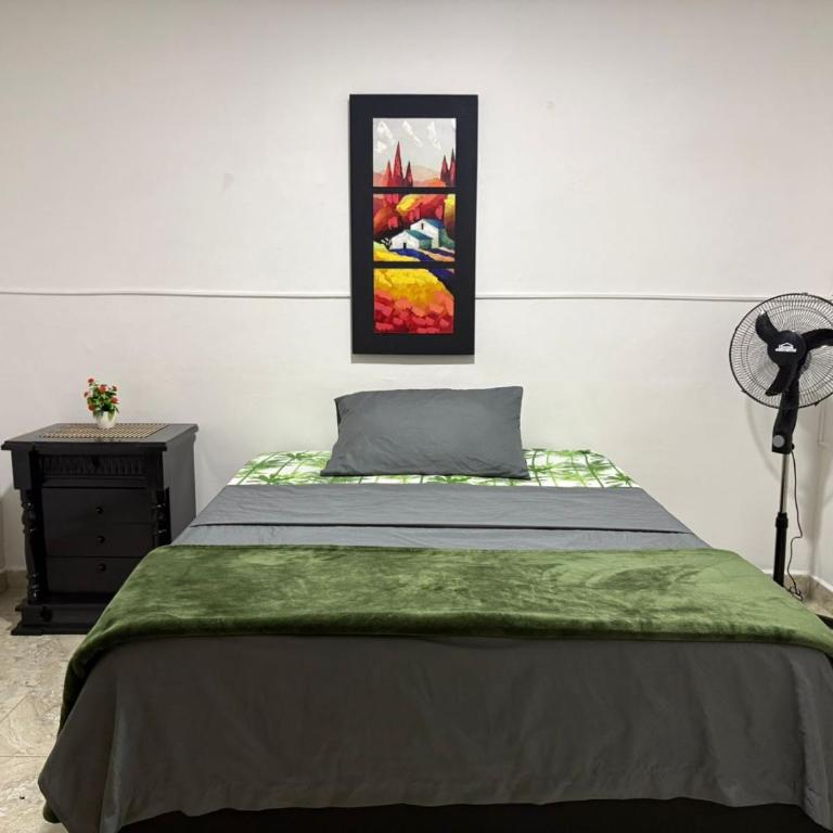 Olivas House Hostal - Double Room with Shared Bathroom - 4