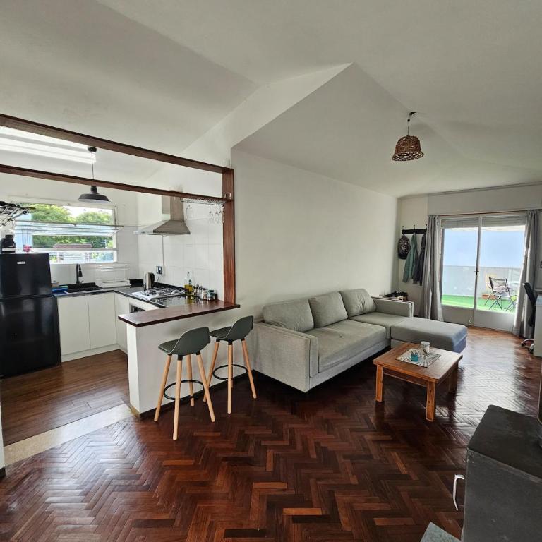 Apartamento con gran balcón frente a parque - Apartamento de 1 dormitorio - 11