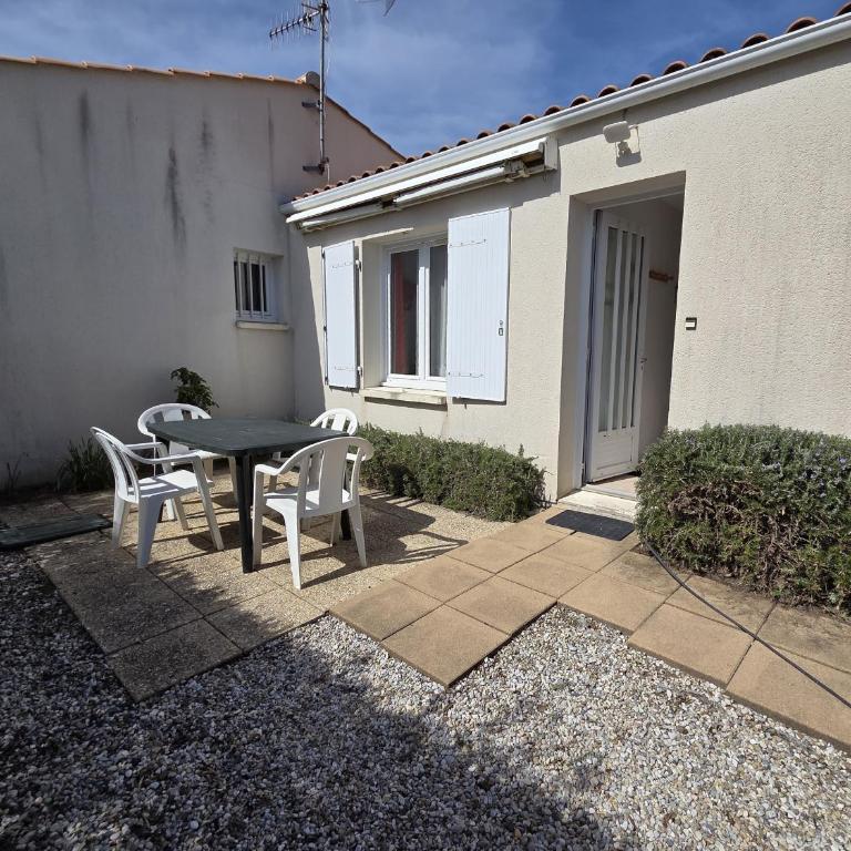 Maison cosy proche plage avec jardin, pour 4 pers, La Tranche-sur-Mer - FR-1-194-369 - Casa Vacanze (4 Adulti) - 25