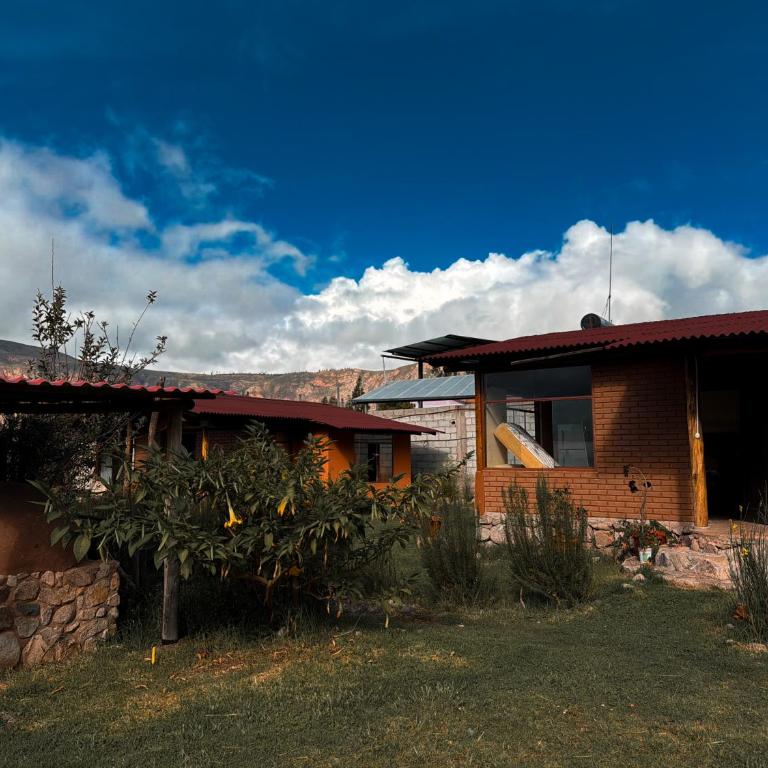 La Casa de Tay - Family Room with Garden View - 3
