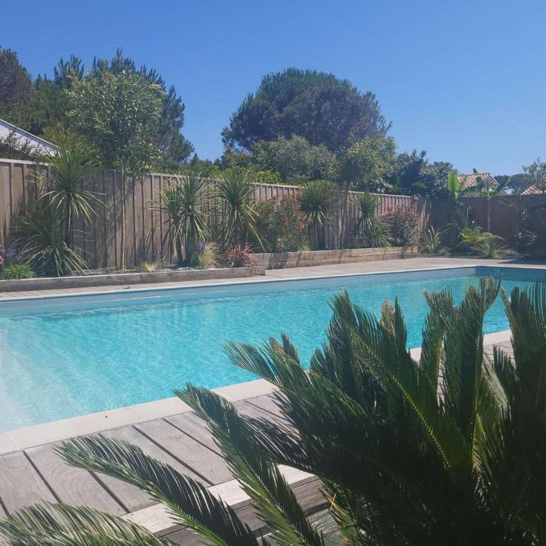 Villa avec piscine - 11 pers., Ã 300m de la plage - FR-1-877-10 - Villa - 36