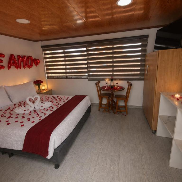 Hotel Villa Carlinita - Suite con balcón - 1