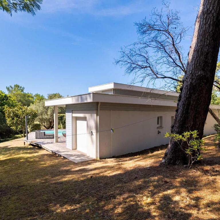 Villa familiale avec piscine - 10 pers. - FR-1-877-21 - Villa - 6
